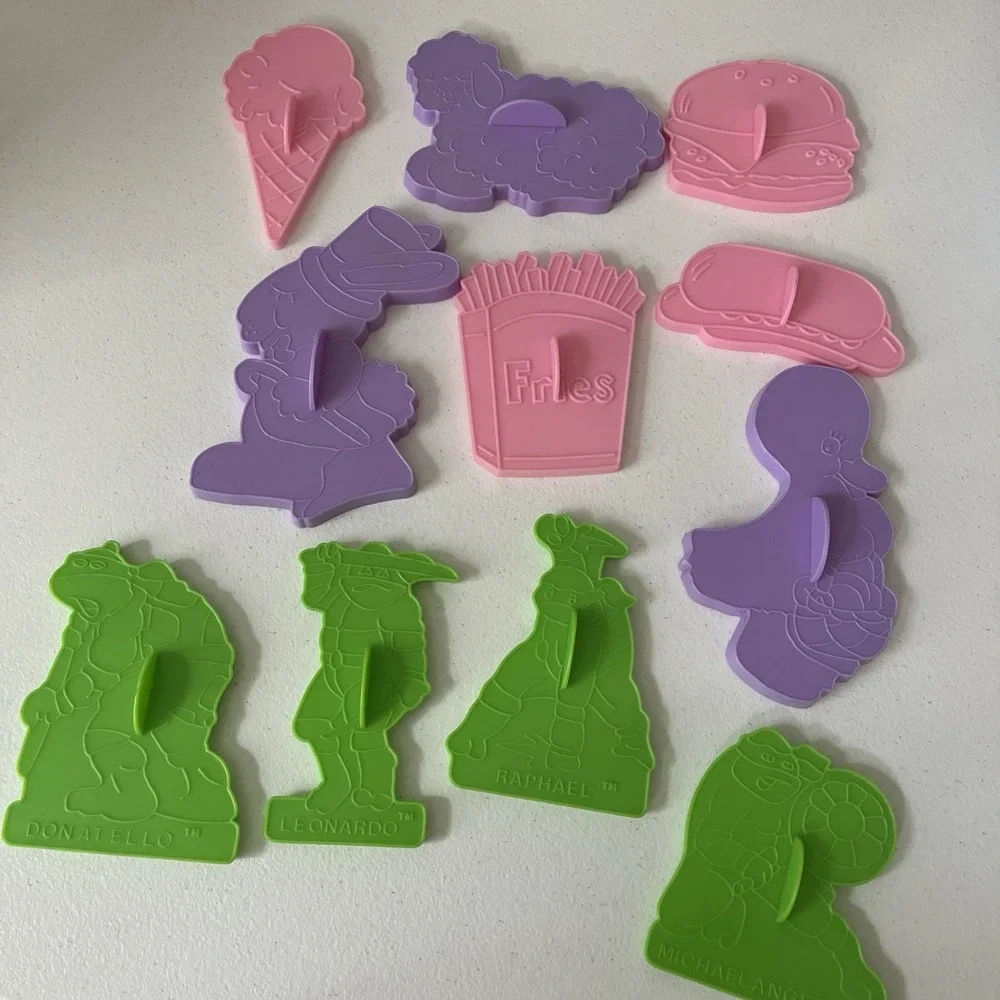 VTG Cookie Cutters 11 Ninja Turtles Easter 70s-90s fries pastel plastic food
